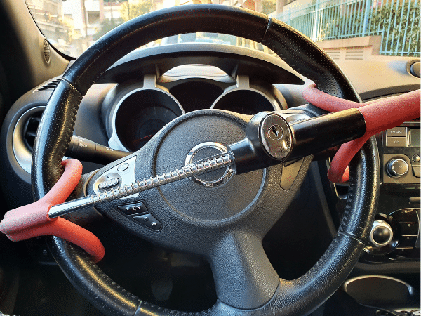 Steering wheel lock vehicle security